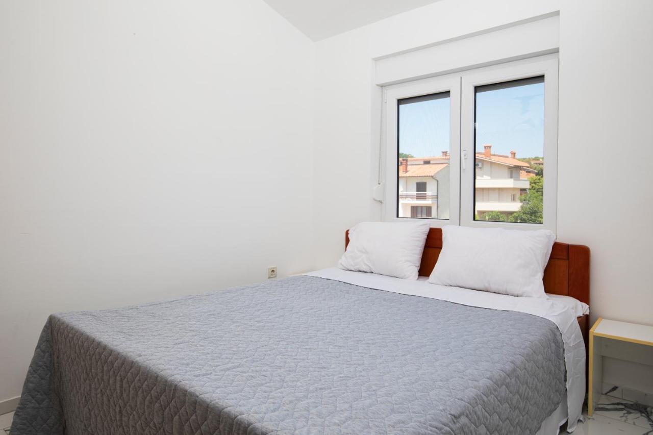 Pjescana Uvala Sea View Apartment Exteriör bild