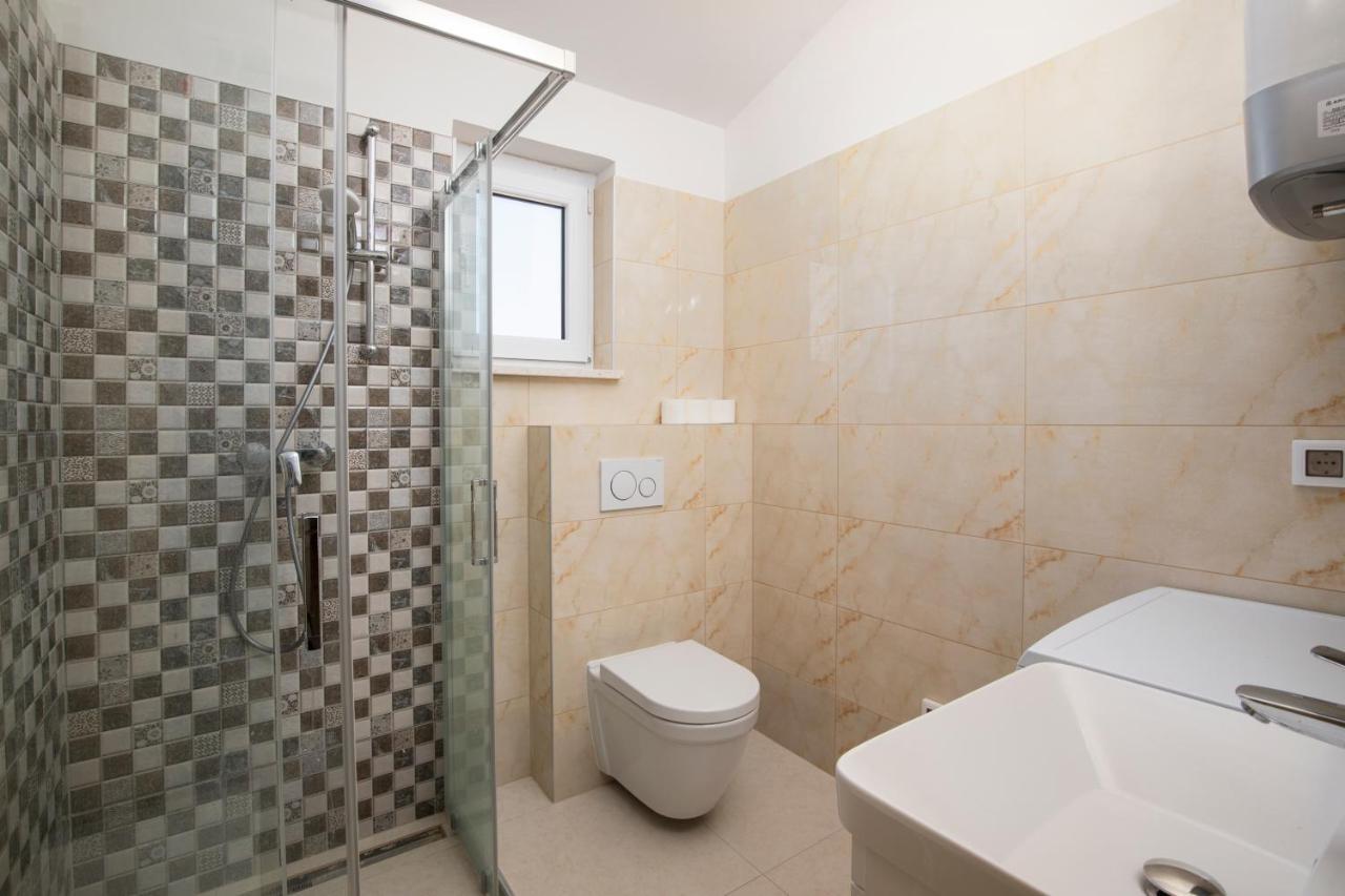 Pjescana Uvala Sea View Apartment Exteriör bild